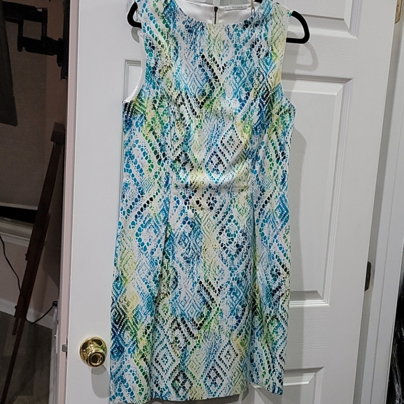 Tahari Dresses & Skirts - Tahari brand new dress size 12